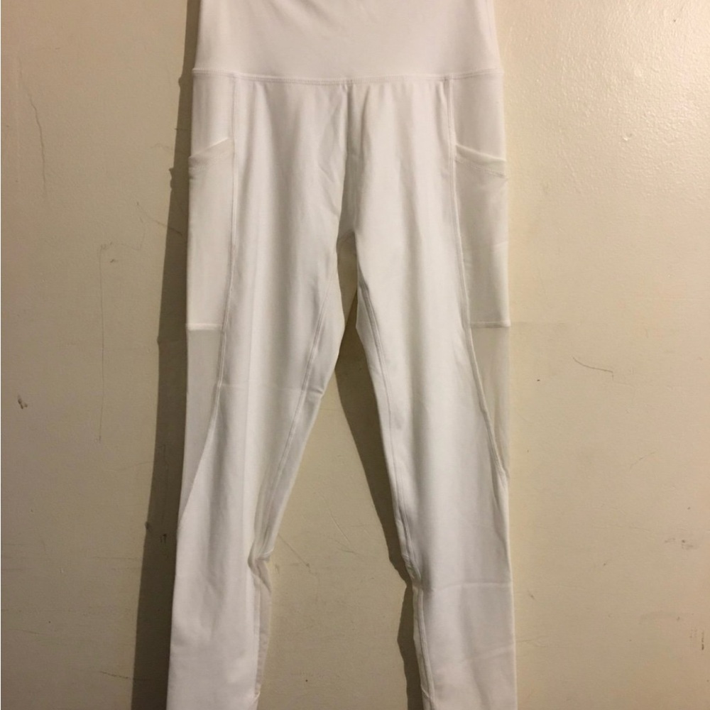 aerie Cream High-Rise Workout Leggings